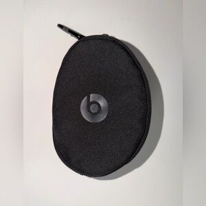 Beats by Dre Black Carrying Case with Logo